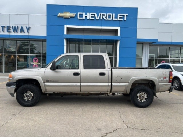2002 GMC Sierra 2500 HD SLE in Pewter Metallic — front three-quarter view